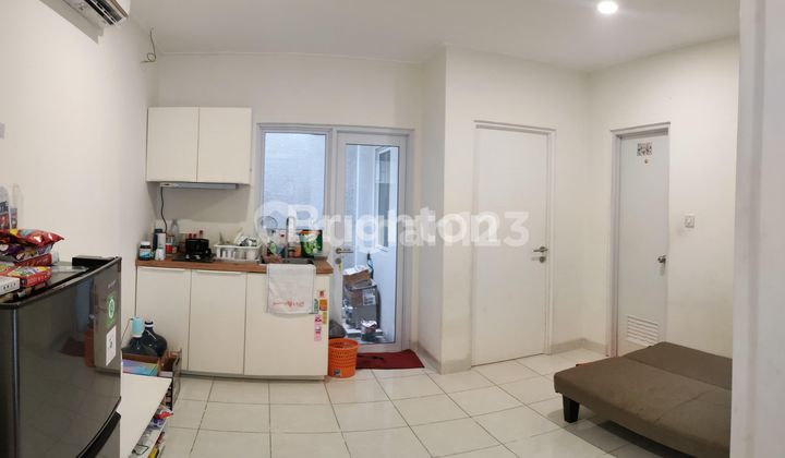 Two-story ready-to-live semi-furnished house in Symphonia Summarecon Serpong. 2