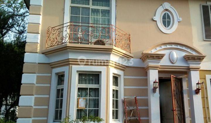 Disewakan Town House 2 Lantai Posisi Hoek Bagus Rapi Di Lingkungan Asri & Tenang 1