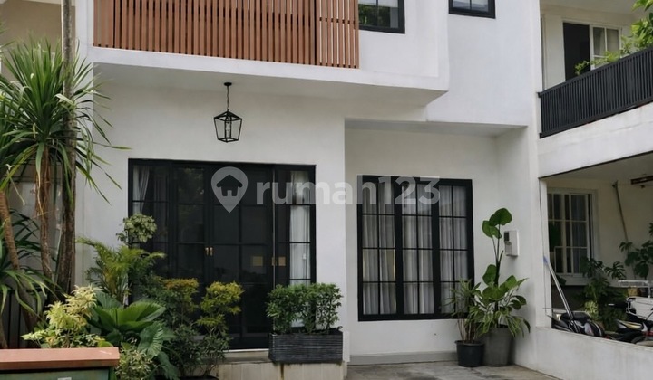 For Sale, Mrs. House Fully Furnished at Neo Catalonia BSD For Sale, Mrs. House Fully Furnished at Neo Catalonia BSD