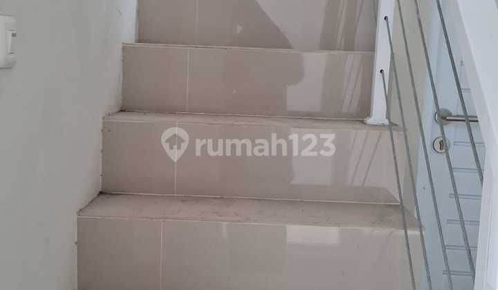 Only 1 Left, This New Affordable 2-Story House in Cihanjuang, North Cimahi 2