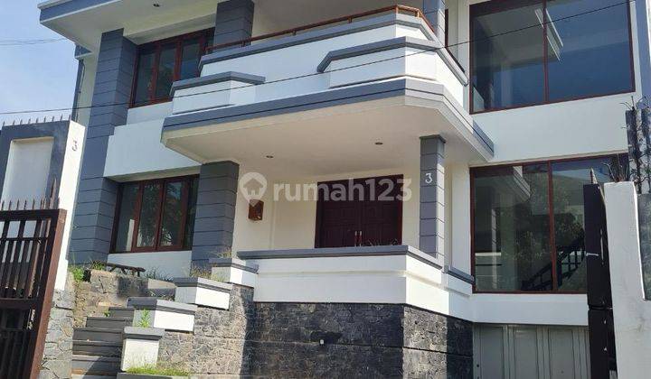 Uyamii Banget Nih Rumah Dijual Cepat Area Setramurni Bandung Kota 1