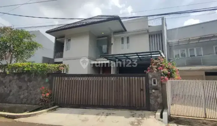 Yuk Ini Pilihanmu Rumah Modern Elite Setramurni Setrasari Bandung 1