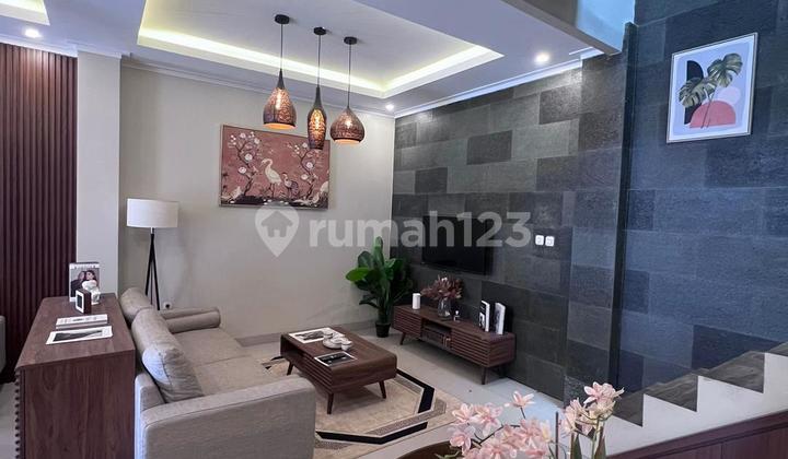 Aesthetic New 2-Story Minimalist House in Cipageran, North Cimahi Aesthetic New 2-Story Minimalist House in Cipageran, North Cimahi
