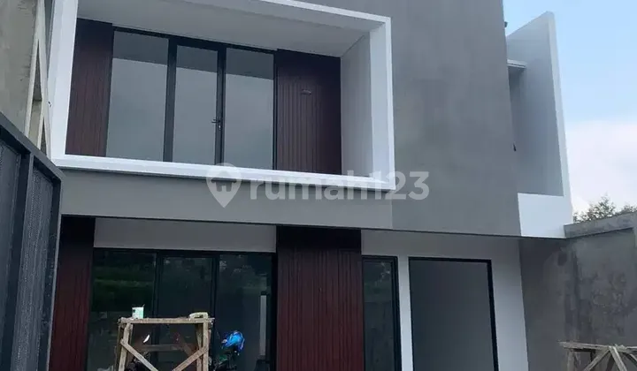 Rumah Lux Minimalis Spesial Baru Di Setiabudi Regency Bandung 2