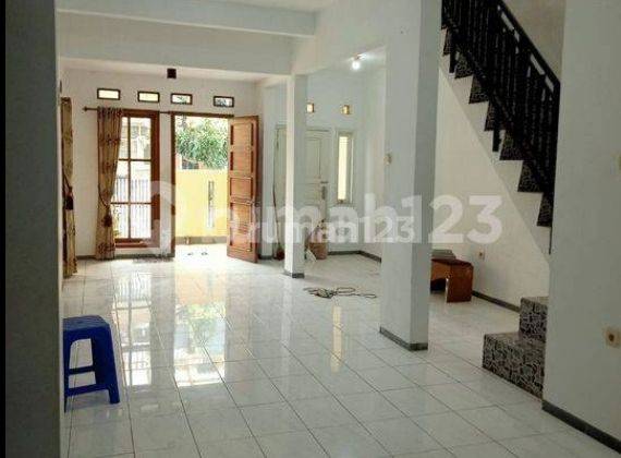 Wow Minimalis Nih Rumah 2 Lantai Di Pondok Mutiara Cibabat Cimahi 1