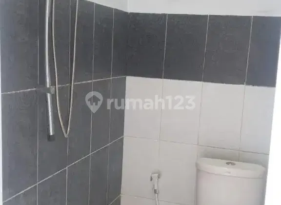 Just Negotiate Until It's Yours: Minimalist 2-Story House in Nusa Hijau, Cimahi 2