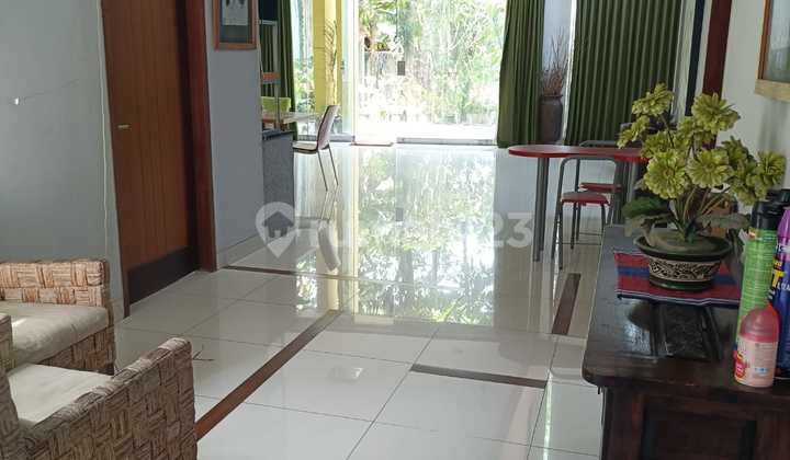 Scenic Lake View House in Tatar Ratnasasih, Kota Baru Parahyangan