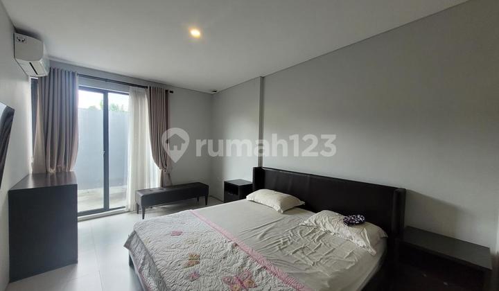 Rumah Minimalis Strategis 2 Lantai di Setraduta Dago Grande 2