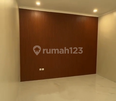 Rumah Baru Siap Huni di Kawasan Singgasana Pradana Bandung 2