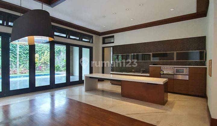 Rumah Luxury 2 Lantai Mewah di Sayap Dago Bandung 1