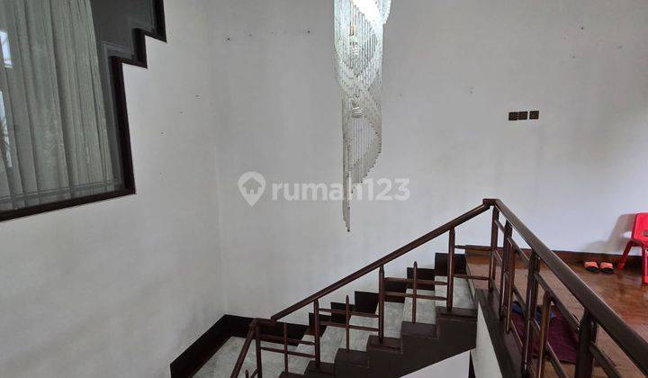 Rumah Nyaman 2 Lantai di Komplek Mewah Sayap Setiabudi Bandung 1