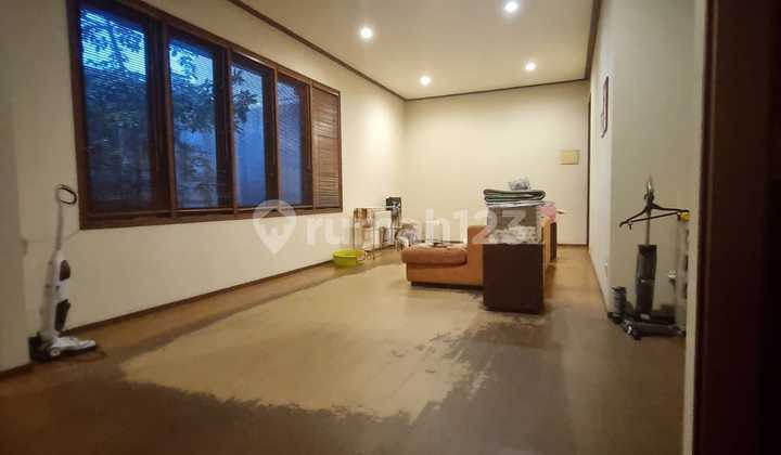 Rumah Posisi Hook Siap Huni di Sayap Jalan Garuda, Kota Bandung