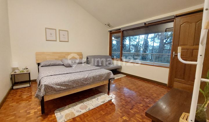 Jual Cepat Rumah Villa Luas, Asri dan Adem Strategis di Dago