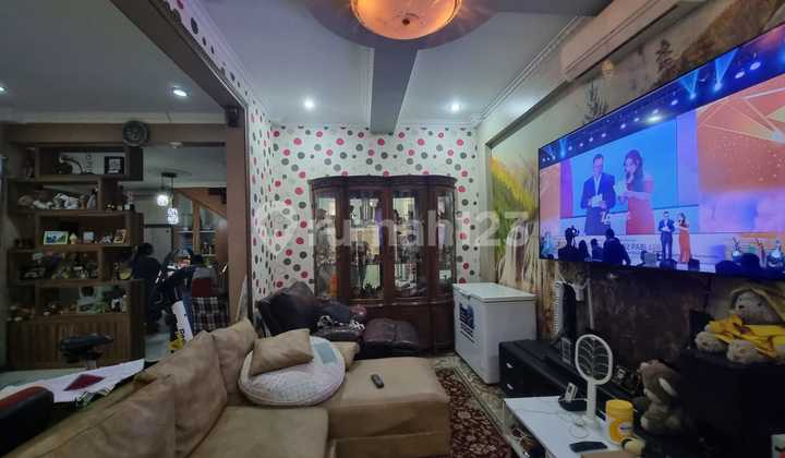 Rumah Minimalis Modern 2 Lantai Siap Huni di Komp. Graha Pesona Rumah Minimalis Modern 2 Lantai Siap Huni di Komp. Graha Pesona