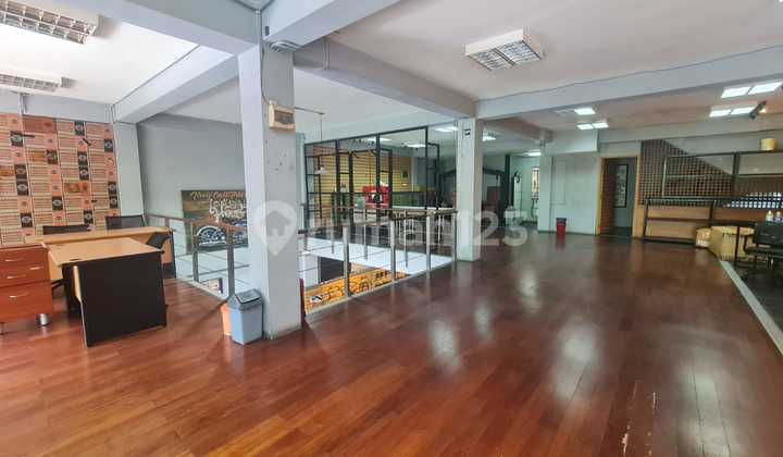 Ruko Setrasari Mall 4 Lantai View Gunung Di Jalan Trafic Ramai