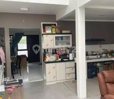 Rumah 2 Lantai Modern di Cluster Dayana Summarecon Bandung