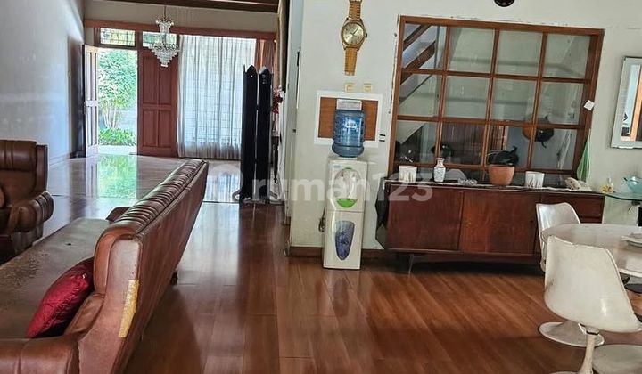 Rumah Luas Asri Strategis di Setrasari Bandung 2