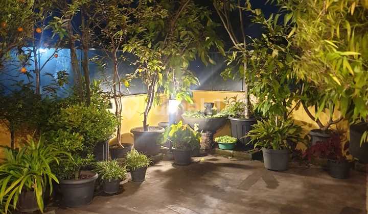 Lower Prices for Houses and Shophouses for Business Spaces in Bandung 2