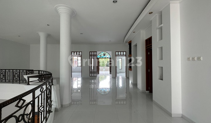 Jual Cepat Rumah Mewah Baru Strategis di Batununggal Bandung Jual Cepat Rumah Mewah Baru Strategis di Batununggal Bandung