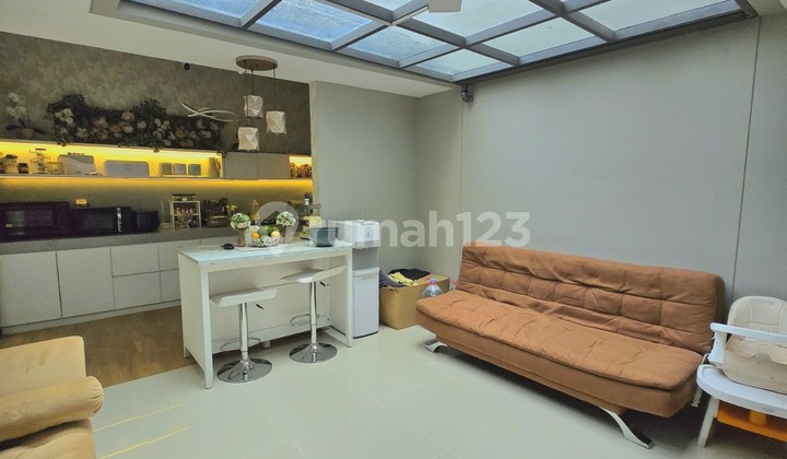 Rumah Full Furnished 2 Lantai Dekat Mall Summarecon Bandung Rumah Full Furnished 2 Lantai Dekat Mall Summarecon Bandung