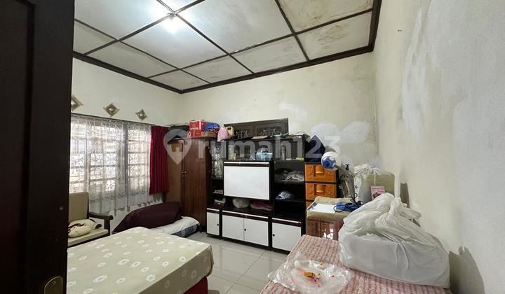 House Suitable for Boarding House in the Center of Bandung City