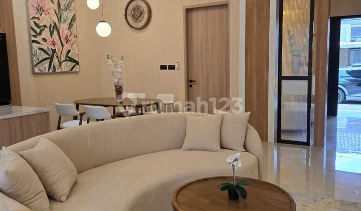 Ready to Live Fully Furnished House in Tatar Purbasari, KBP 2