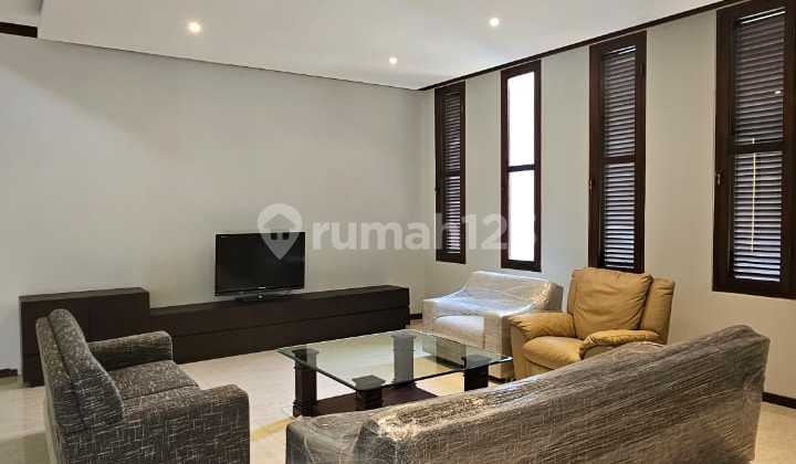 Rumah 2 Lantai Luas Strategis di Mainroad Setraduta Bandung Utara 1