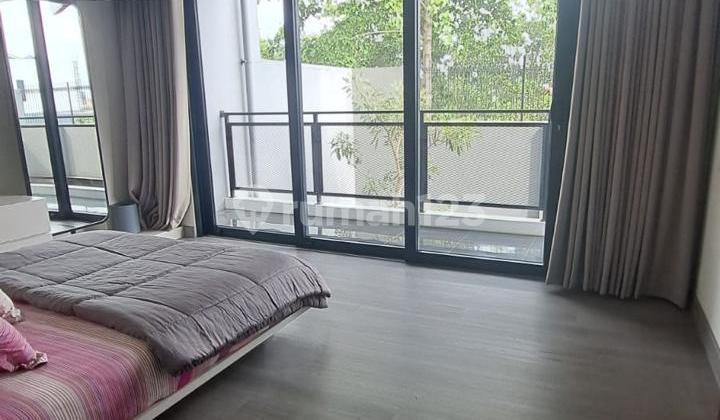 Rumah Lux di Tatar Jingganagara Kota Baru Parahyangan