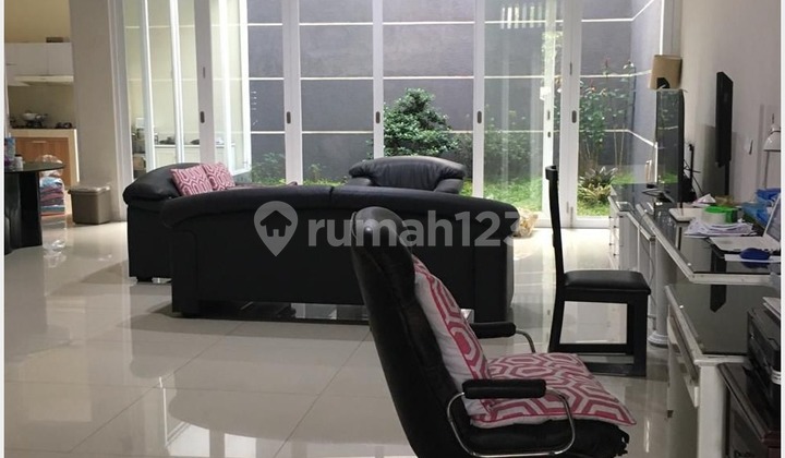 Rumah Bagus 2 Lantai Di Istana Regency Pajajaran Kota Bandung Rumah Bagus 2 Lantai Di Istana Regency Pajajaran Kota Bandung