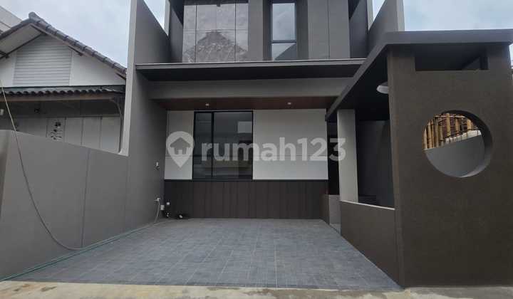 Rumah Baru Modern Elegan Siap Huni di Setraduta Grande Rumah Baru Modern Elegan Siap Huni di Setraduta Grande