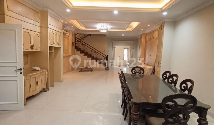 Disewa Rumah Pik Semi Furnish Mewah Bagus Murah 3 Kamar 3 Lantai 2