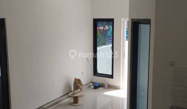 Rumah Minimalis Bagus Unfurnished SHM Jl. Lautze 2