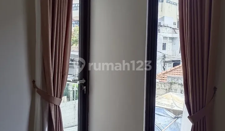 Rumah Modern Baru 2 lantai SHM di Komplek Elang Bandung Kota 3
