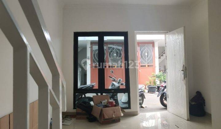 Rumah Dijual Murah Di Jl Cipinang Jakarta Timur 2lt 1