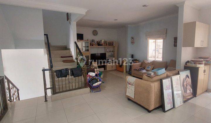 Rumah Pik1 4+1 Kamar Tidur 3lantai Semi F Sewa Cepat 1