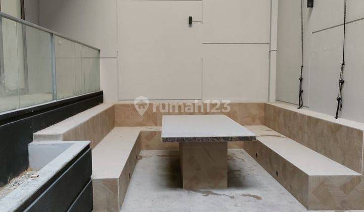 Disewa Rumah Golf Island Pik 12x25 Semi Furnish  4