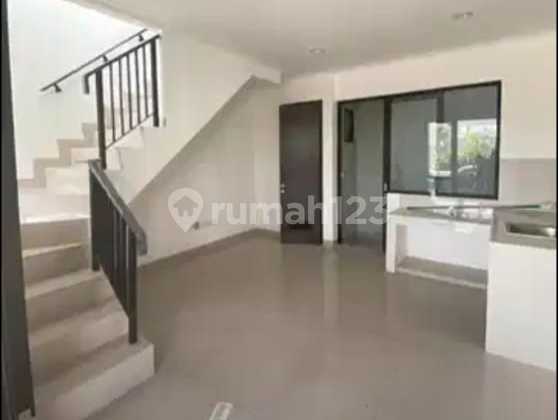 Sell Fast Millennial House Pik2 4.5x10 Empty Sell Fast Millennial House Pik2 4.5x10 Empty