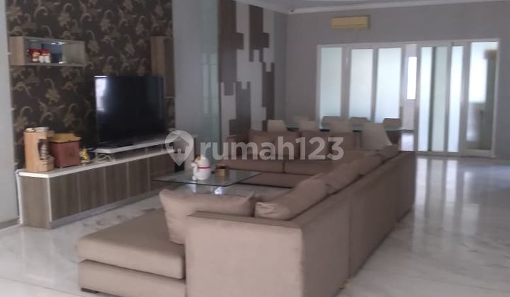 Sewa Rumah Springhill Kemayoran 10x30 Furnished