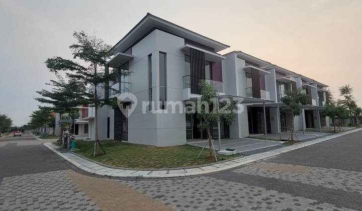 Sewa Cepat Rumah 8x15 Hoek Pik2 Sewa Cepat Rumah 8x15 Hoek Pik2