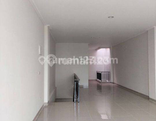 Quick Rent Ruko Golf Island 4.5x15 Boulevard Street