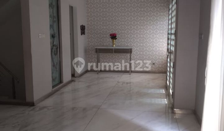 Sewa Rumah Springhill Kemayoran 10x30 Furnished 2