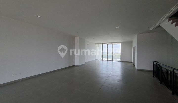 For Rent: Hollywood 6-Story Shop in Pik2 with Elevator 2