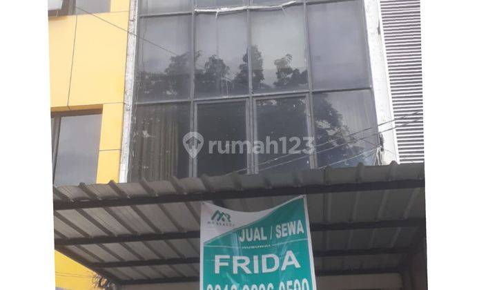 Ruko bisa untuk kantor ,restoran,mini market,klinikJUAL CEPAT  DI JALAN KAJI 2 ARAH BISA KE JLN SURYOPRANOTO & JLN KH HASYIM ASHARI  JAKARTA PUSAT
ZONA KOMERSIL
LT 4X 15 M2
LB 200 M2 
4 LANTAI 
SHGB 
HARGA RP 4 MILYARD NEGO
 2