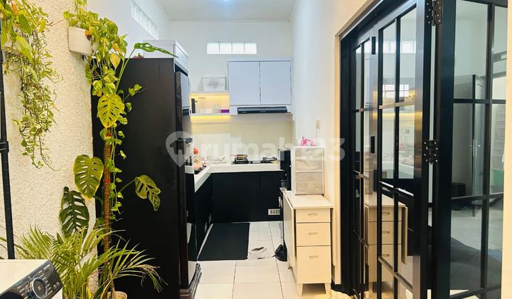 Rumah Hook Modern Minimalis di Taman Cibaduyut Indah 3