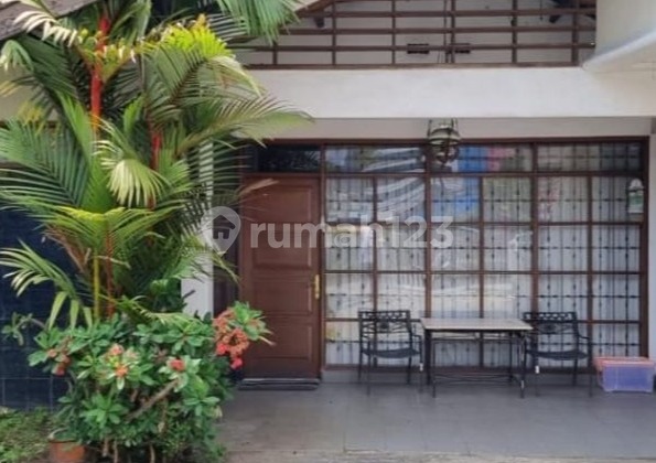 For Sale Commercial Land & Building on Mainroad Jl Setiabudi