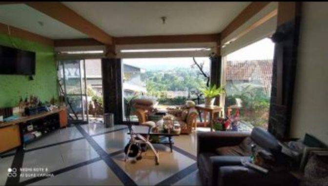 Rumah Model Villa, Udara Sejuk Dan View Cantik di Dago Bandung 1