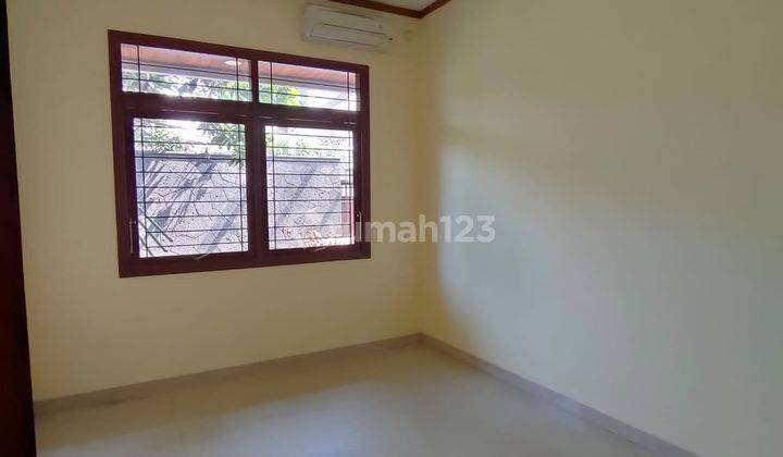 Disewakan Rumah Nyaman Siap Huni di Taman Sakura Indah, Bandung 6