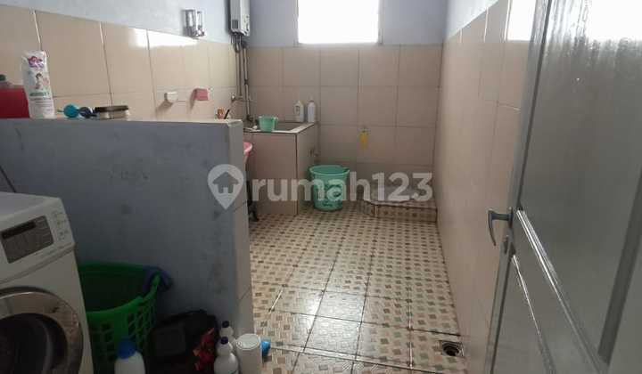 Dijual Lahan Luas Dan Bangunan di Mainroad Kalibaru 5