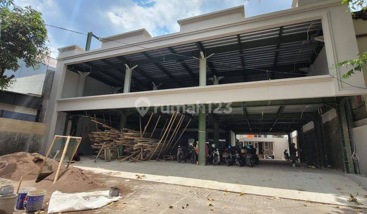 Jual gedung komersial di Jl Sumatera