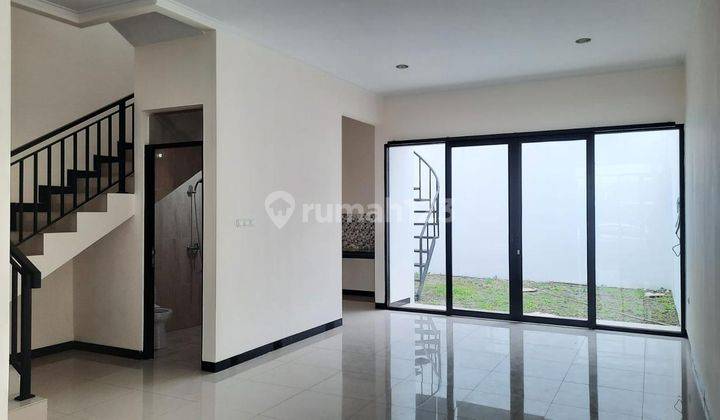 Rumah Minimalis 2 Lantai di Tki 5 Sherwood, Bandung 2